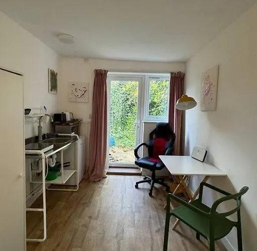 Studio Flat, Parking, Filton